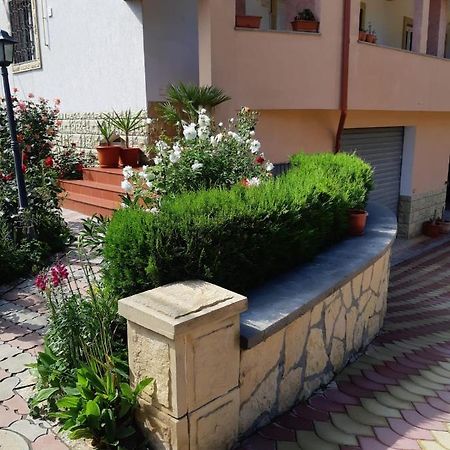 Villa Rozzy Navodari Exterior photo