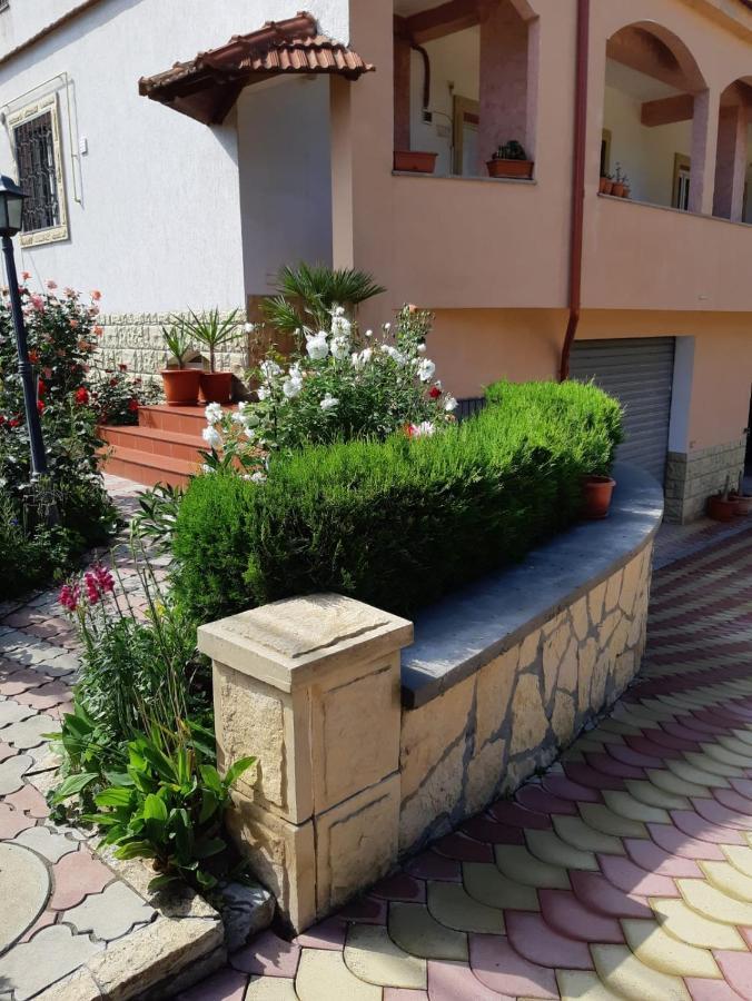 Villa Rozzy Navodari Exterior photo